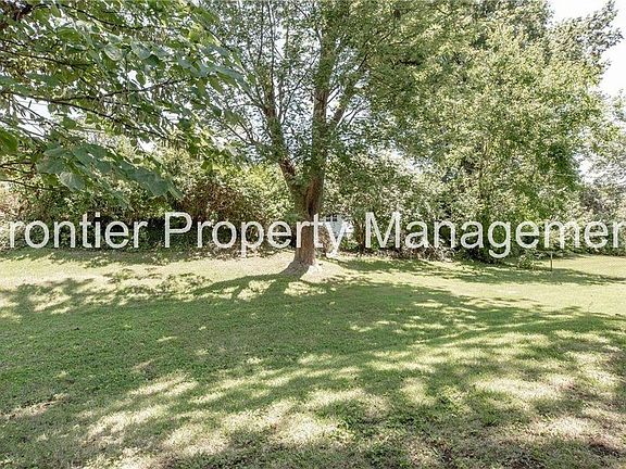 3rd image of 1670 Bay Meadows Dr