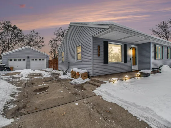 5350 Mick Ave SE, Kentwood, MI 49548