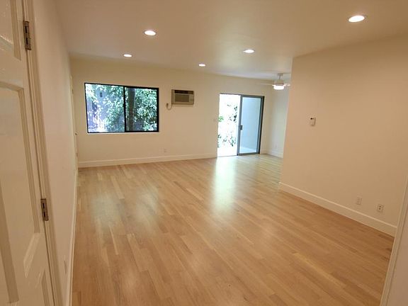 5th image of 6345 Primrose Ave APT 5