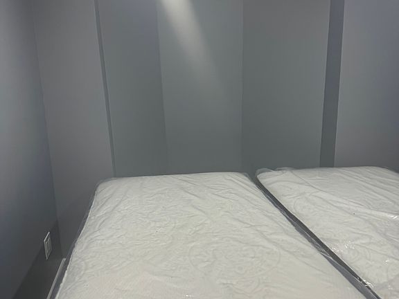 4th image of 86 Melvin Ave #1