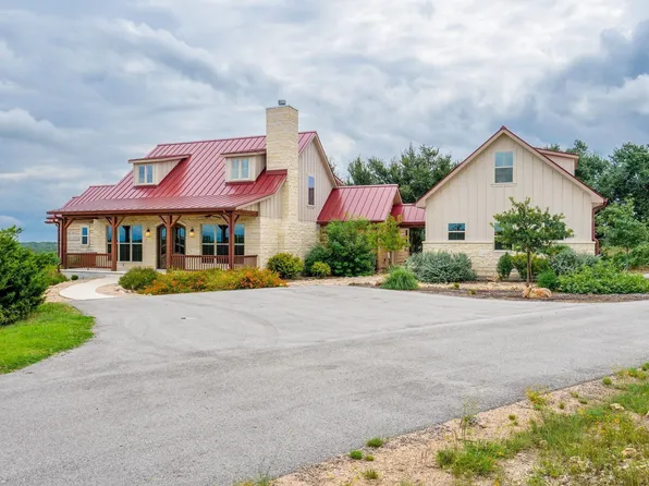 529 Vista Ridge Dr, Round Mountain, TX 78663