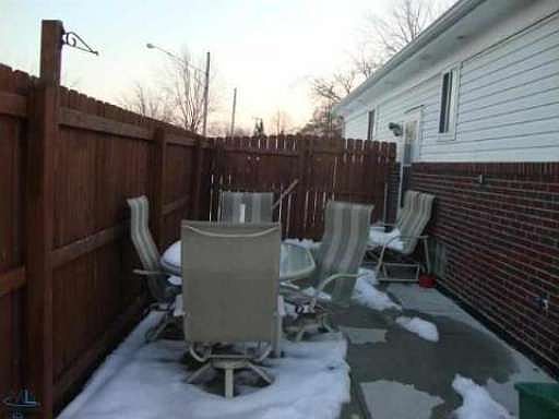 3rd image of 19485 Melvin St