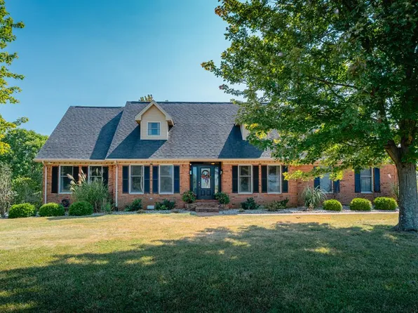 1221 College Dr, Madisonville, KY 42431