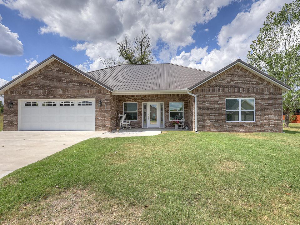1st image of 2221 Bennett Wilson Drive