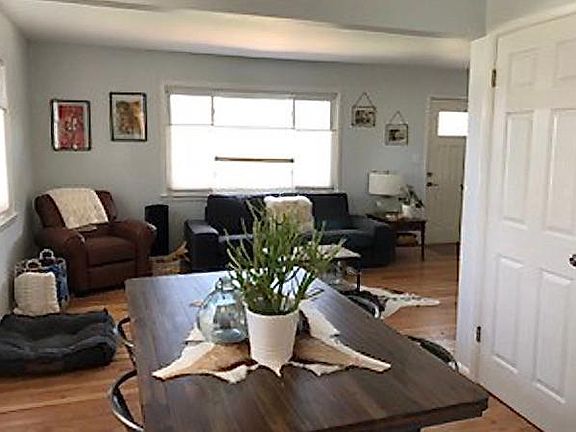 Living room, Dining room