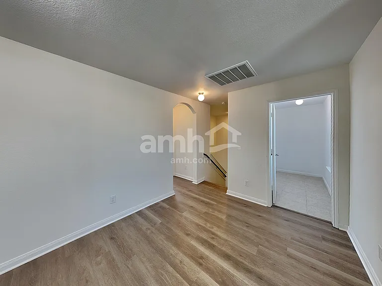 1623 Park Trails Blvd — Photo 9