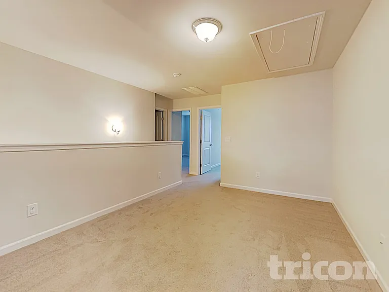 302 Woodfern Ct — Photo 15