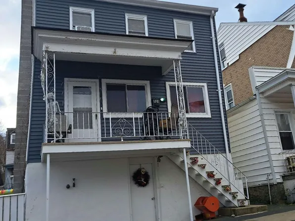 924 Walnut St, Ashland, PA 17921