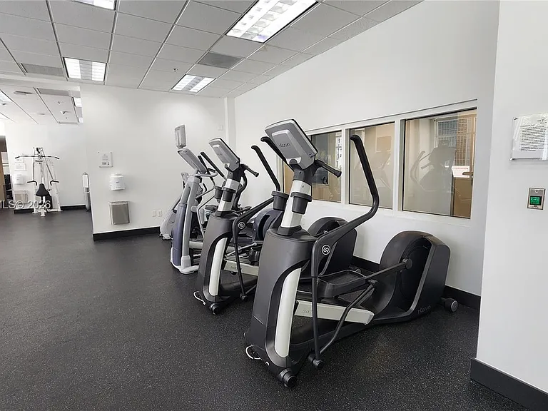 1200 Brickell Bay Dr #1510 — Photo 16