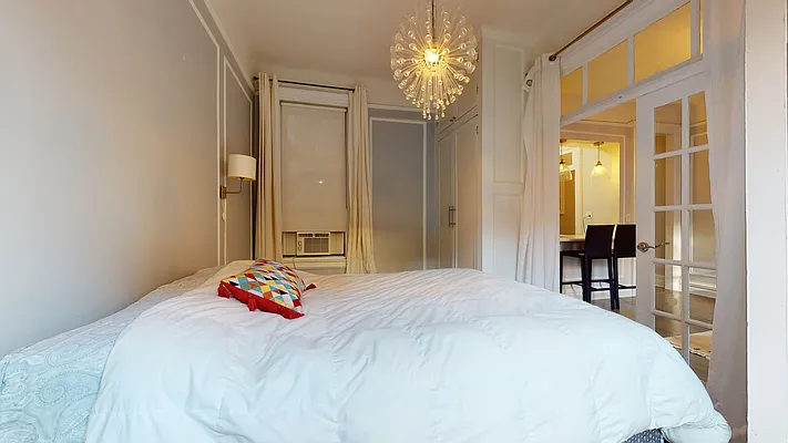 Rented by Bond New York | media 21