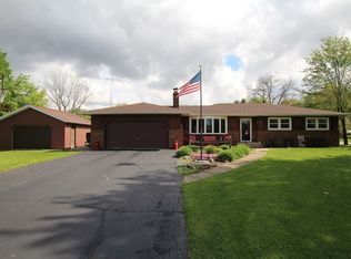 60 Stainfield Dr, Plano, IL 60545