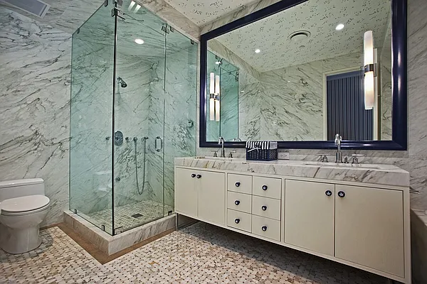 Sold by BLU Real Estate | media 5