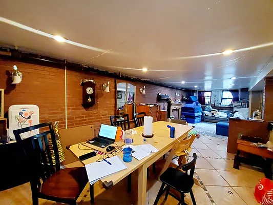 Rented by Brooklyn Property Group LLC | media 21