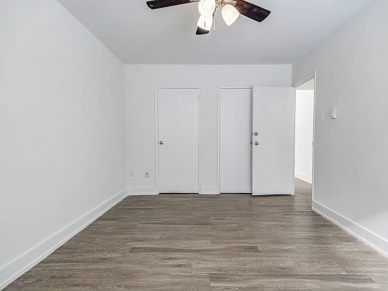133 Erskine Ave — Photo 10