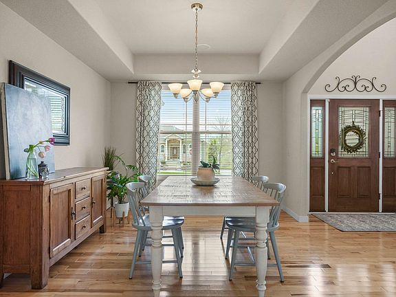 3rd image of 2307 Trevor Way