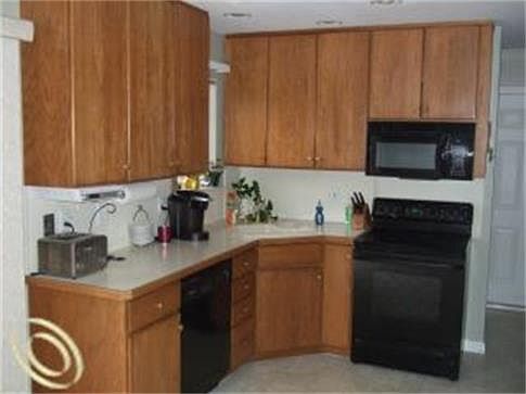 3rd image of 15423 Williams St