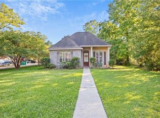 329 E 8th Ave, Covington, LA 70433