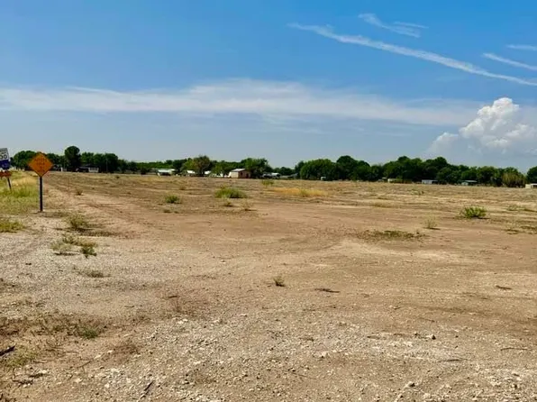 1623 Mission Ave, Carlsbad, NM 88220