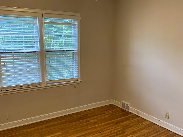 2207 Girard Ave S #1 — Photo 7