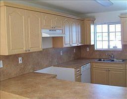 2nd image of 191 SW 3rd Ct