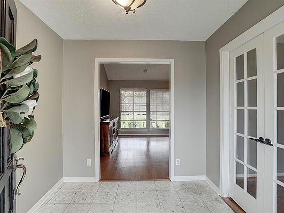 5th image of 3718 Montvale Dr