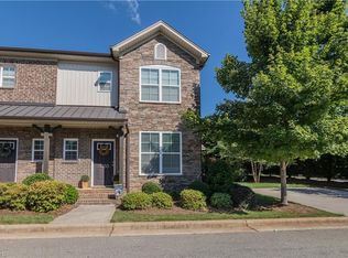 3750 Shadow Ridge Dr, High Point, NC 27265
