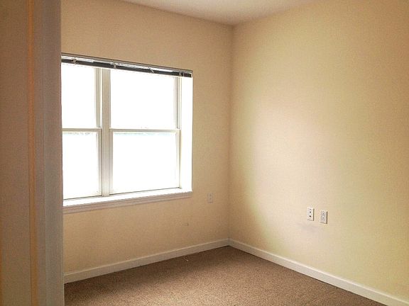 3rd image of 192 Beach 102nd St APT 1D
