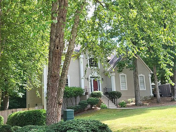 2nd image of 3018 Braxton Ct NW
