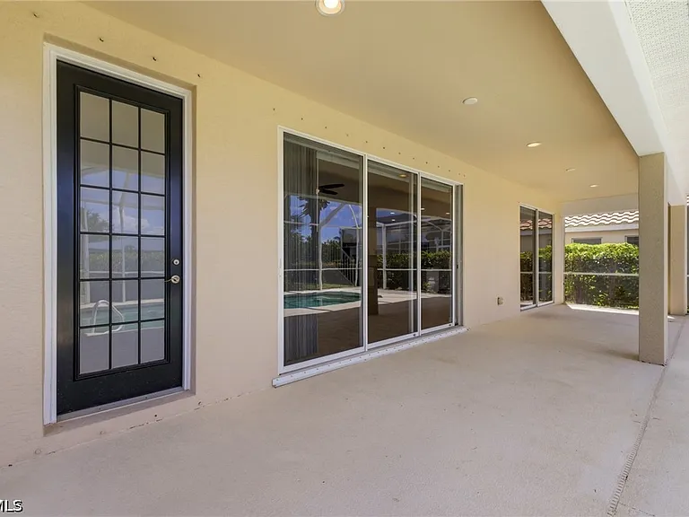 2639 Bellingham Ct — Photo 40