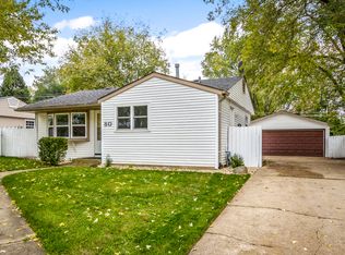 80 Birch St, Carpentersville, IL