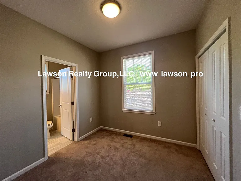 3602 Colonial Green Cir SW — Photo 38