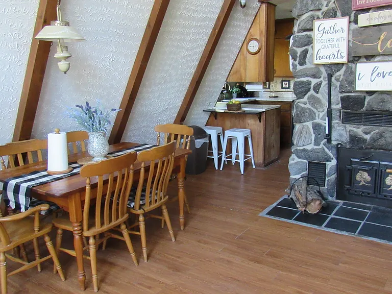 340 Goheen St — Photo 58