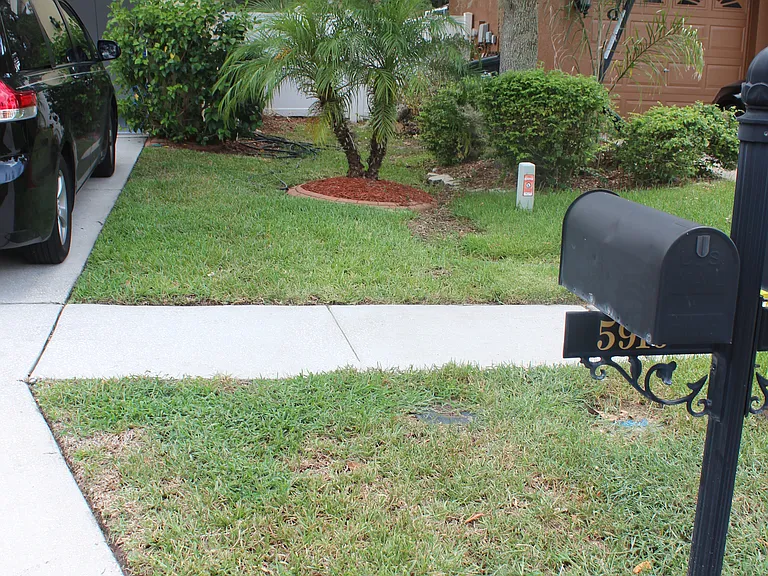 5916 Plummer Slade Ct — Photo 8