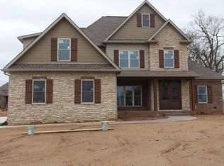 650 Diamond Peak Dr, Bowling Green, KY 42104