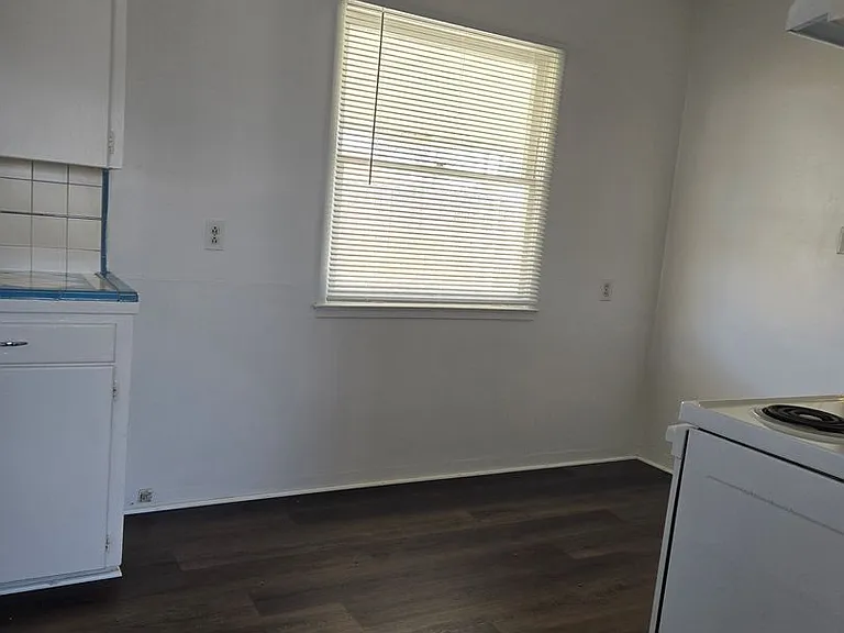 1851 Peralta Way — Photo 10
