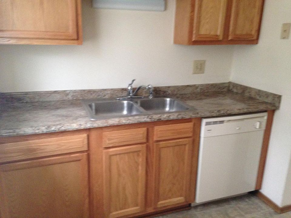 2nd image of 7019 Blackoak Dr