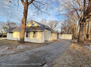 1233 Longfellow Ave, Jackson, MI 49202