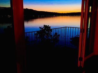 4035 E Lake Sammamish Shore Ln SE, Sammamish, WA