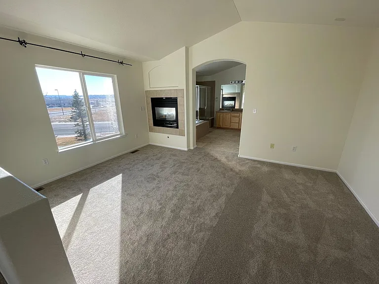 Sitting room in Master Bdrm