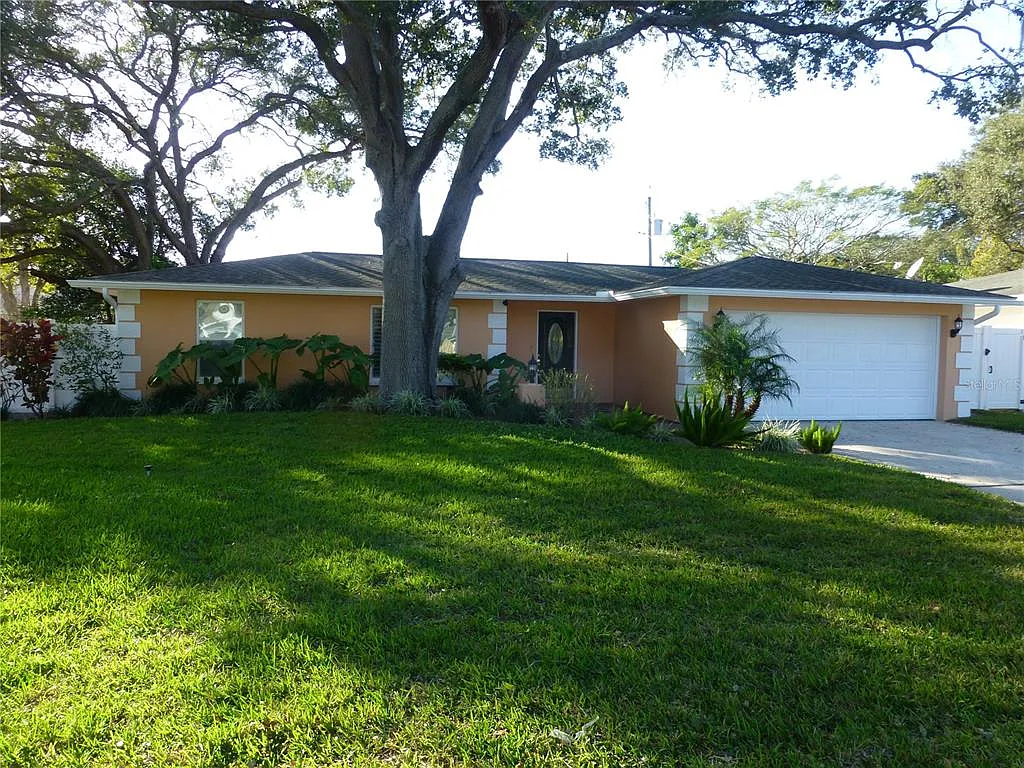 3 bed, 2.0 bath, 1548 sqft, $2,750 — Photo 3