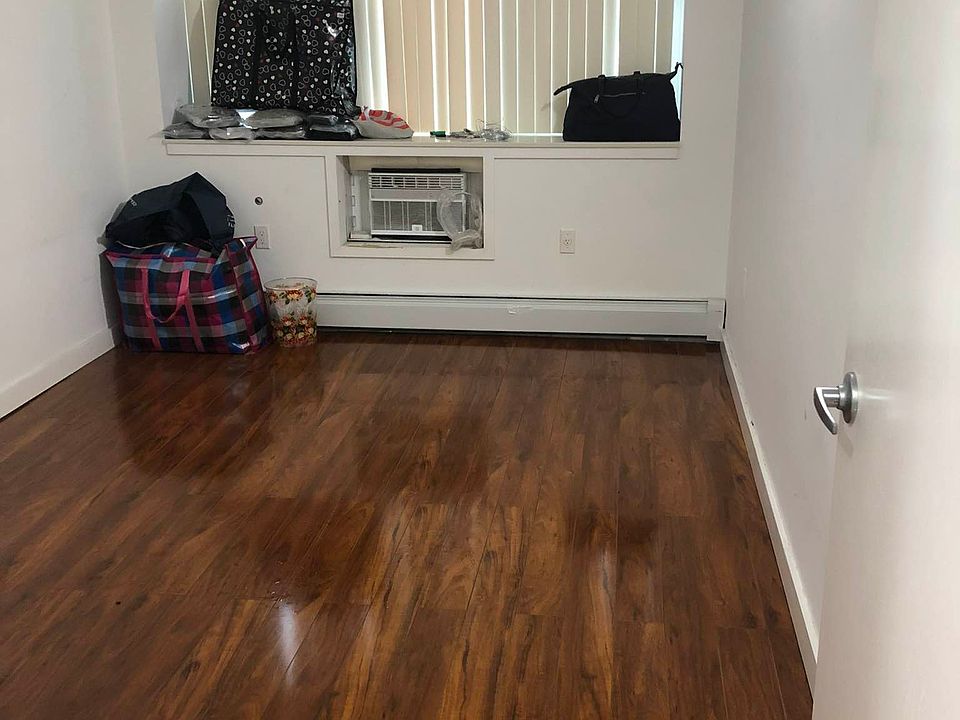 2nd image of 945 60th St #6D
