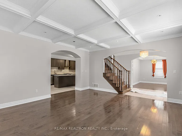 244 Cornell Park Ave — Photo 7