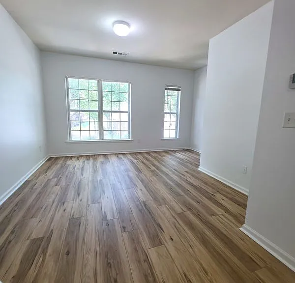 2179 Dillard Xing — Photo 12