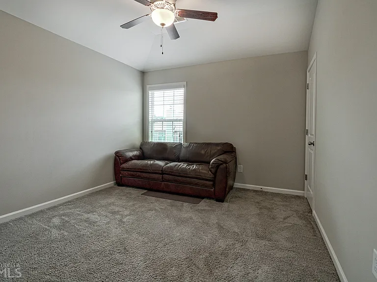 14 Alyssa Rd — Photo 8