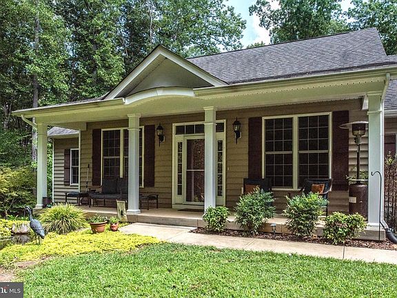 5th image of 8100 Riverview Dr
