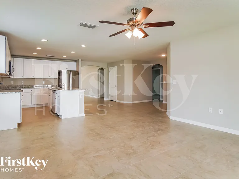 207 Southern Breeze Loop — Photo 4