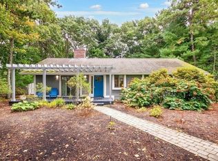 265 Fells Pond Rd, Mashpee, MA 02649