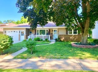 1106 W 5th St, Rock Falls, IL 61071