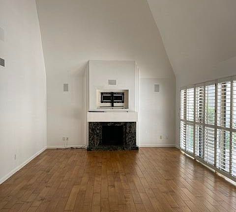 5th image of 2553 E Georgia Ave