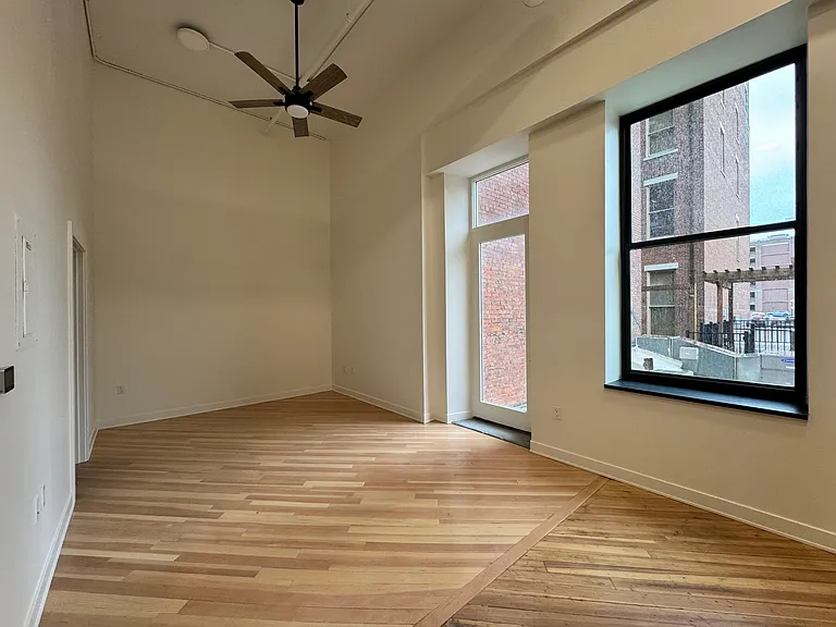 The Marshall Lofts — Photo 38
